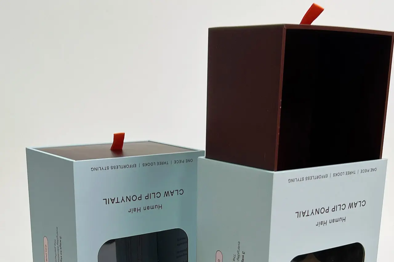 Multi-item gift set insert layout before bulk production