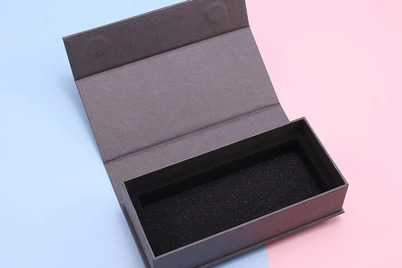Ring slot detail in custom jewelry packaging insert