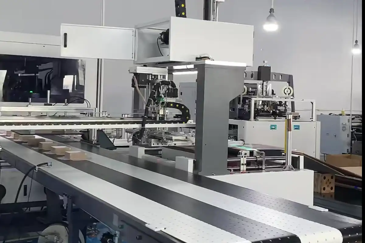 Cosmetic packaging quality check before packing