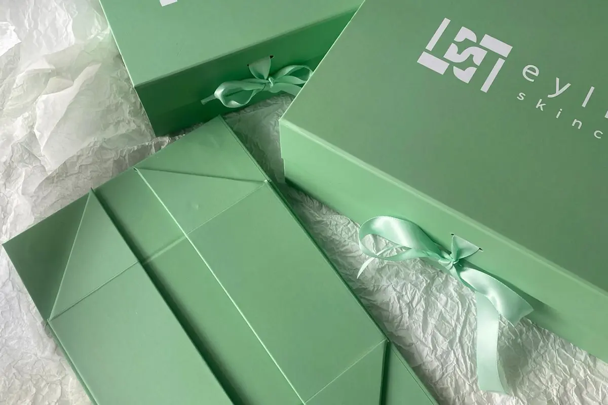 Luxury gift packaging project planning with box structure paper texture and inserts