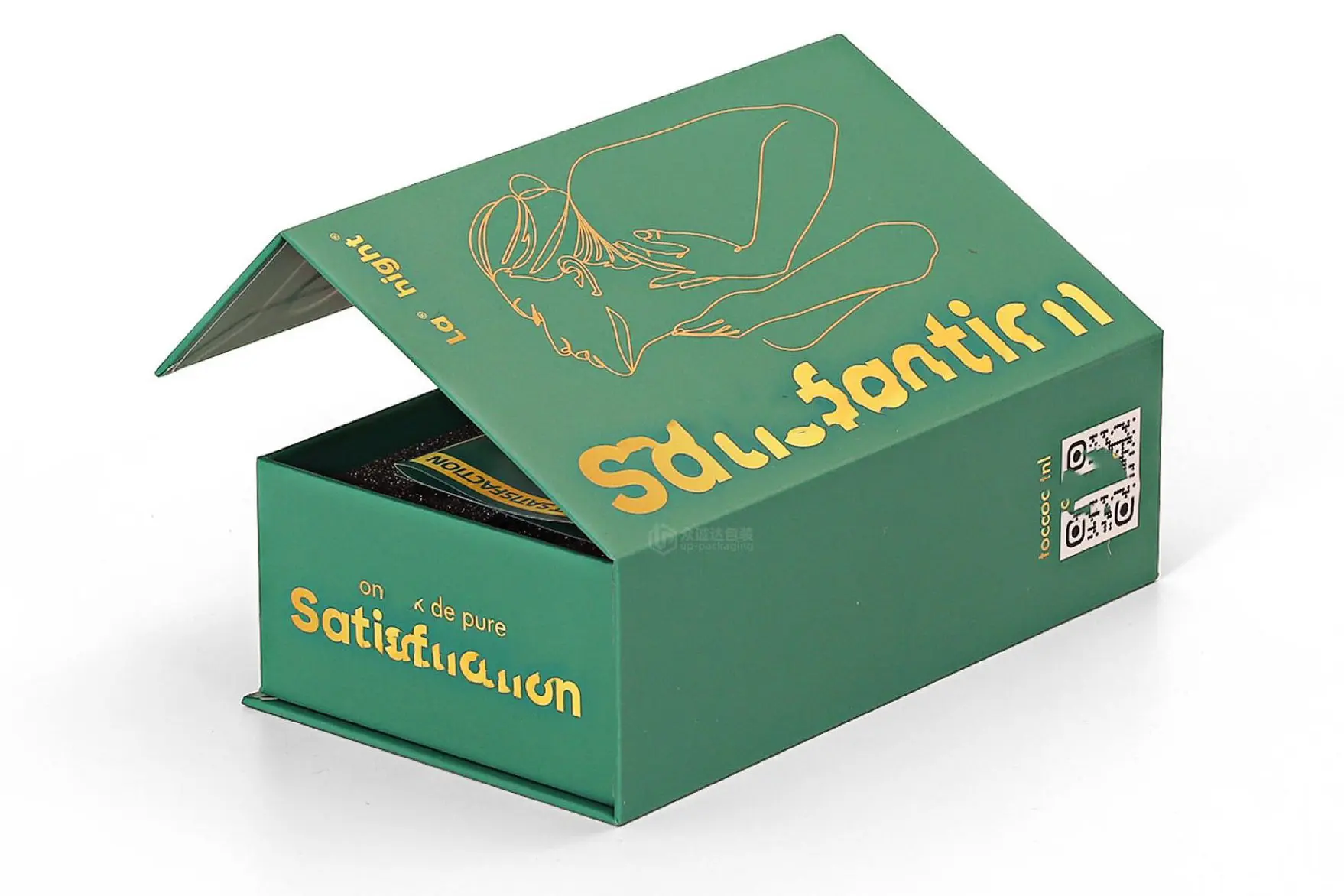 Skincare box with outer mailer for ecommerce shipping