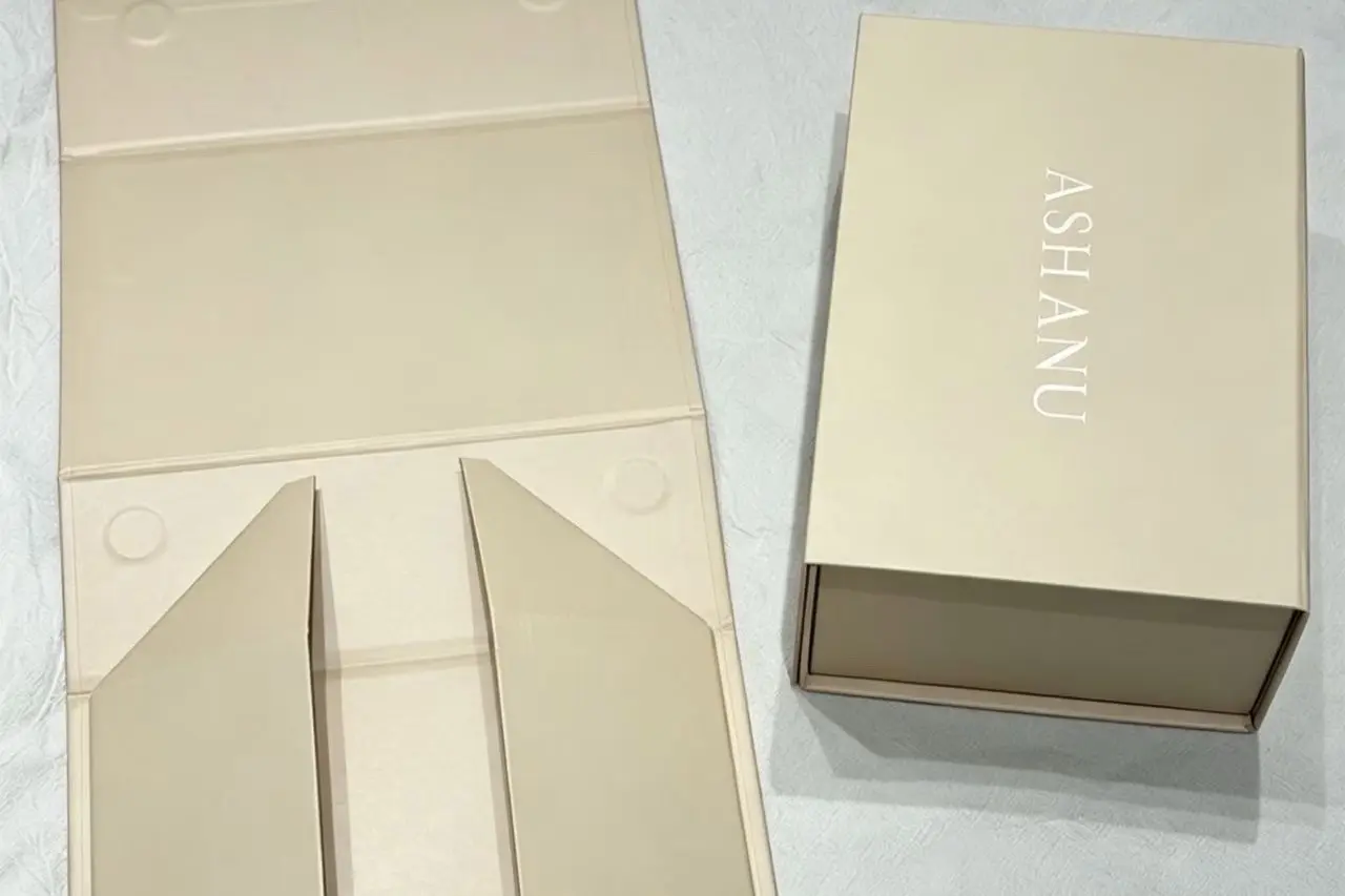 Material swatches for custom skincare packaging and document review